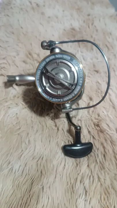 Molinete NGK 10000 novo na caixa - Foto 2
