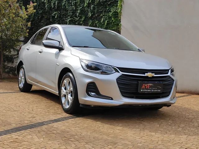 Chevrolet onix prata