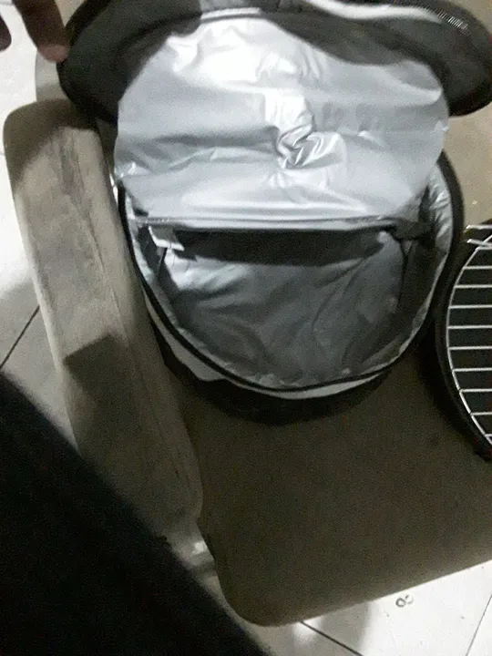 Churrasqueira portátil Nova com bag  térmica e grelha alça  retratil