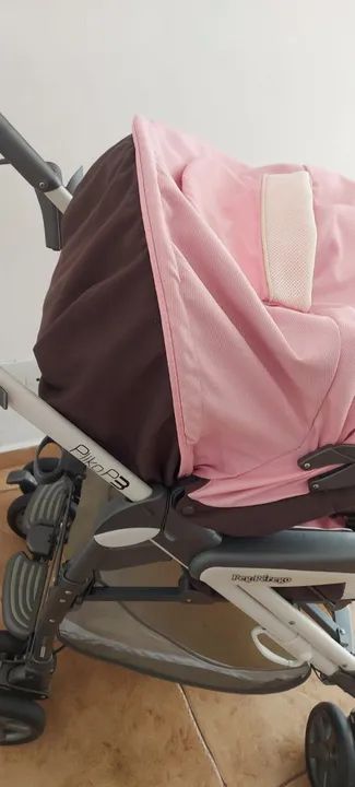 Carrinho de bebê menina da marca Peg Perego pliko p3 compact rosa - Foto 3