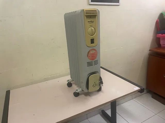 Aquecedor  eletrico a oleo Britania AB 1500 - Foto 6