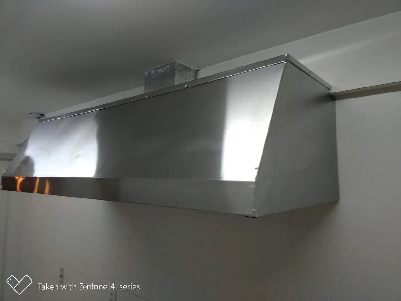 Coifa de aço inox para cozinha industrial