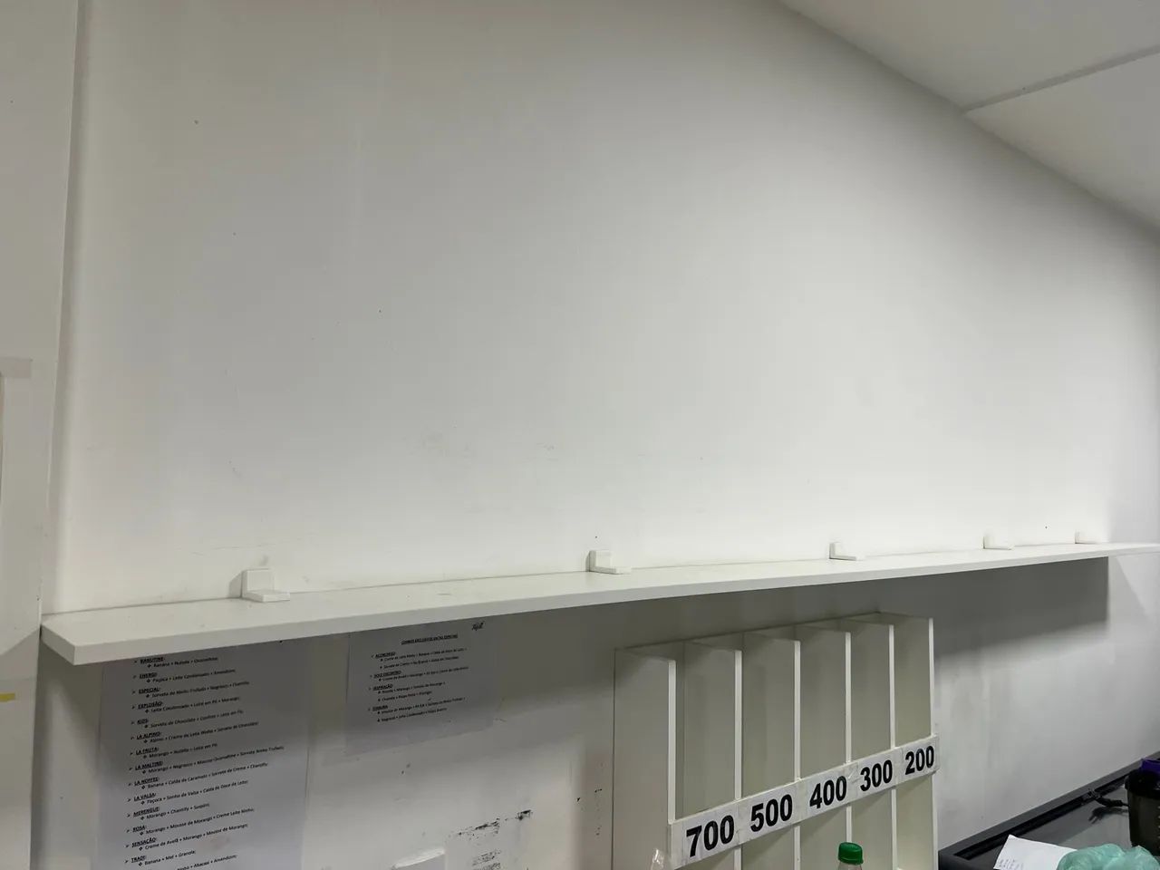 Prateleira de Parede para Cozinha
