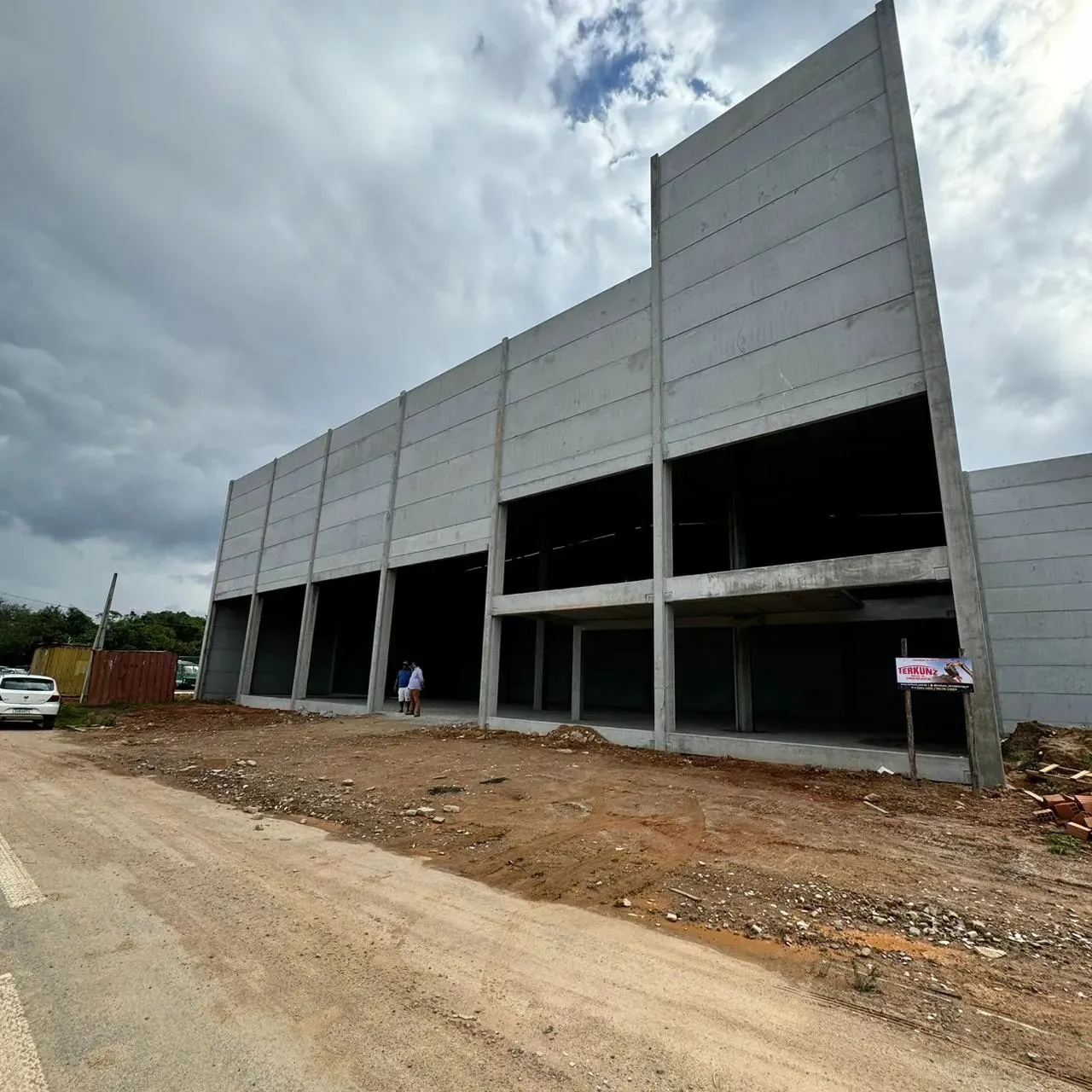 Galpão para Locação - 980 m² | Jardim Eldorado, Palhoça | Entrega em 07/2025