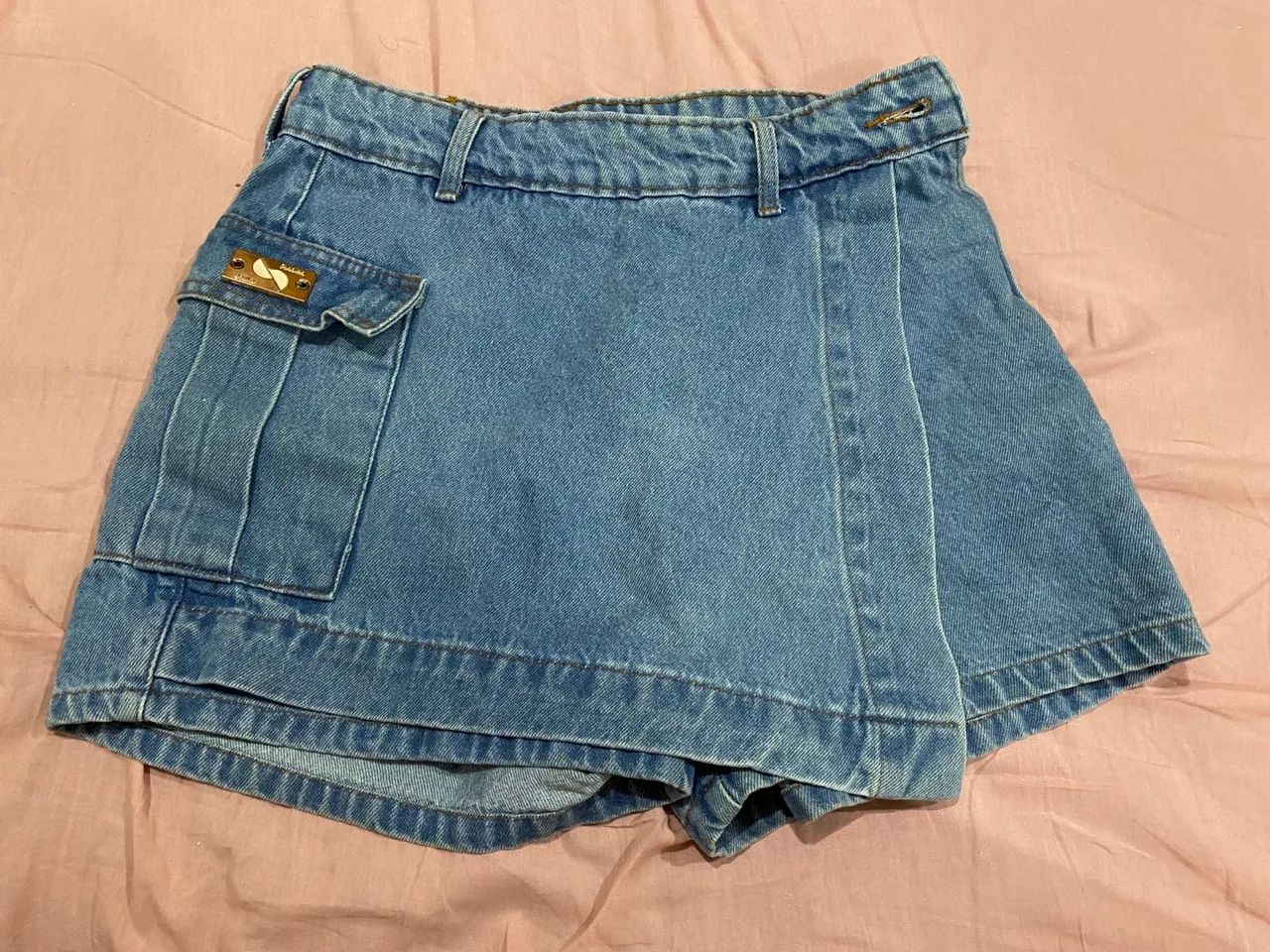 Short saia jeans