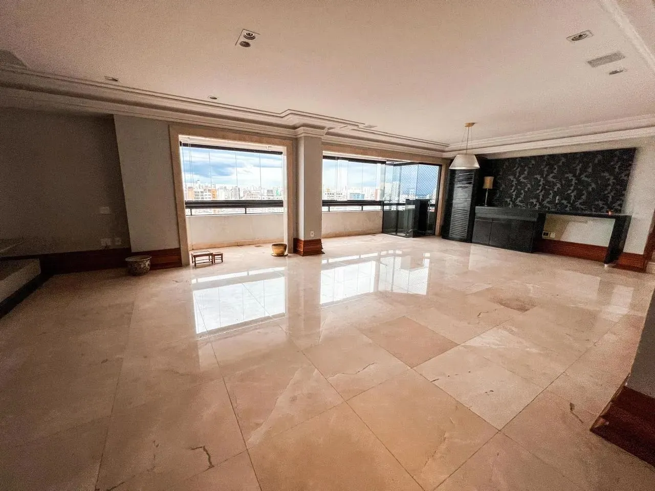 Vende cobertura no Palazzo Ducalle R$ 4.500.000,00(Aceita financiamento)