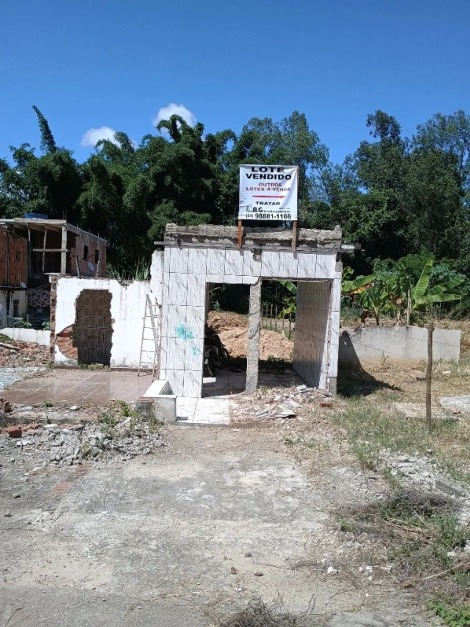 Vendo Lotes em Quatis - Pilotos 