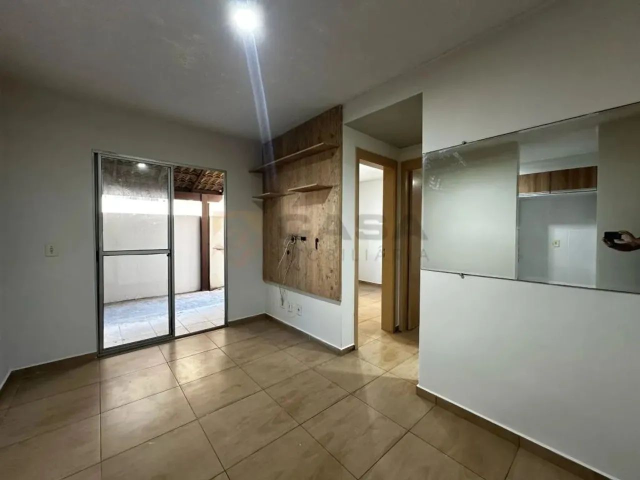Apartamento 2 Quartos com Quintal Privativo  Colina de Laranjeiras