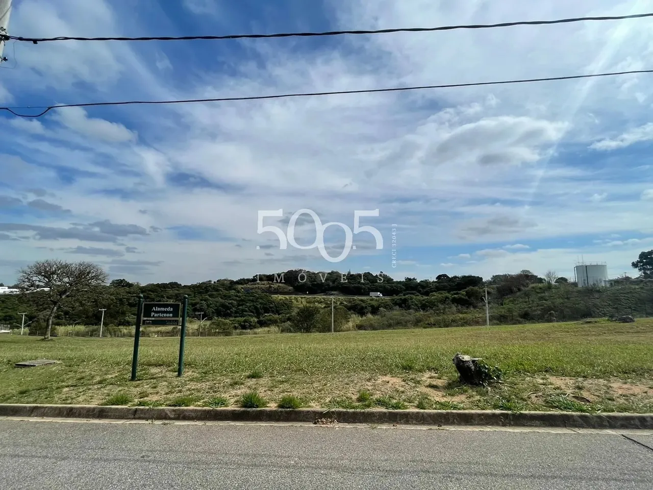 Oportunidade de terreno à venda para fazer seu projeto de sonho em área de 1014m² e muito