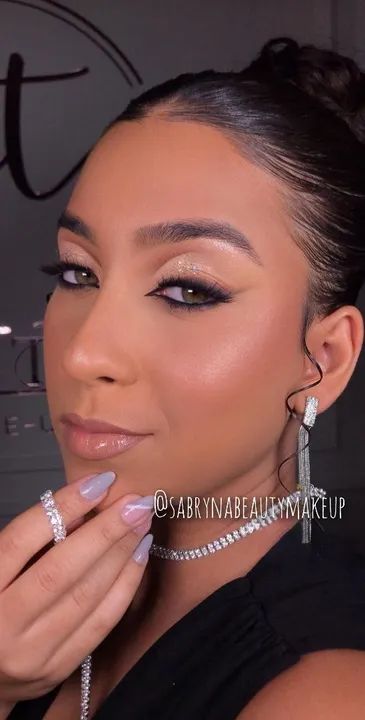 Maquiagem profissional a domicílio  - Foto 2