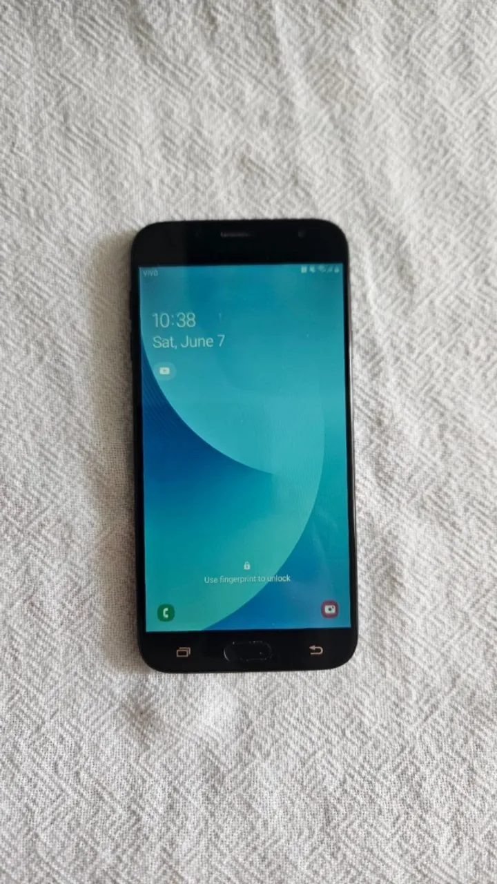 J7 PRO