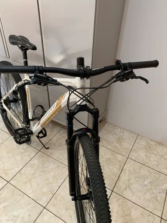 Montain bike Aro 29 - Foto 2