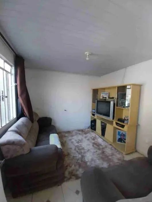 Vendo casa em Santa Bárbara com quintal  - Foto 3