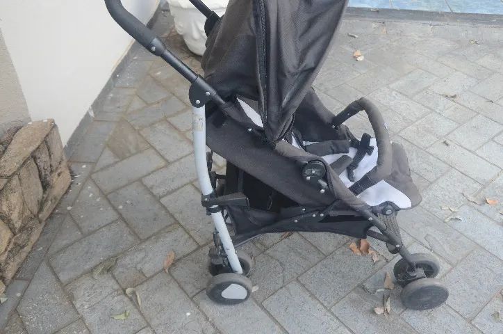 Carrinho de bebê - Foto 2