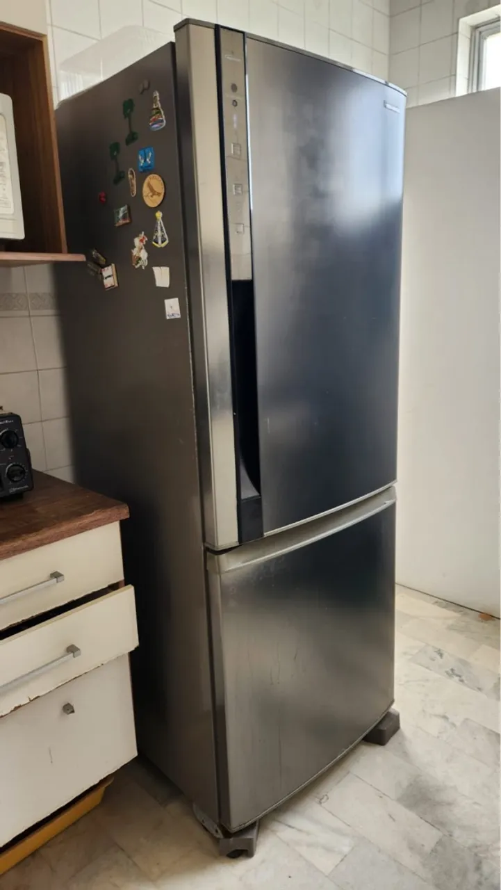 Geladeira inox grande!