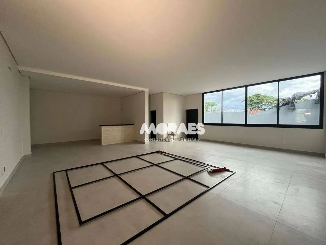Salão comercial com 3 pavimentos e elevador, para alugar, 556 m² por R$ 18.000/mês - Altos - Foto 3