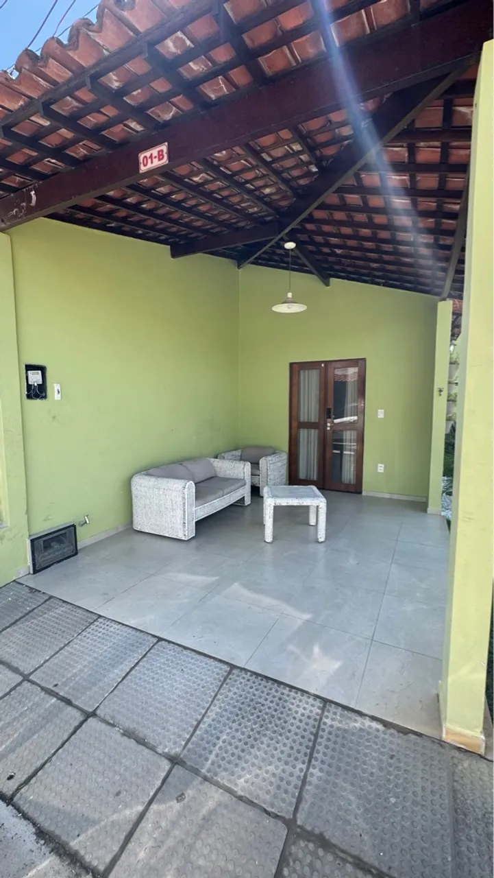 Aluga-se Casa em Condomínio Fechado,