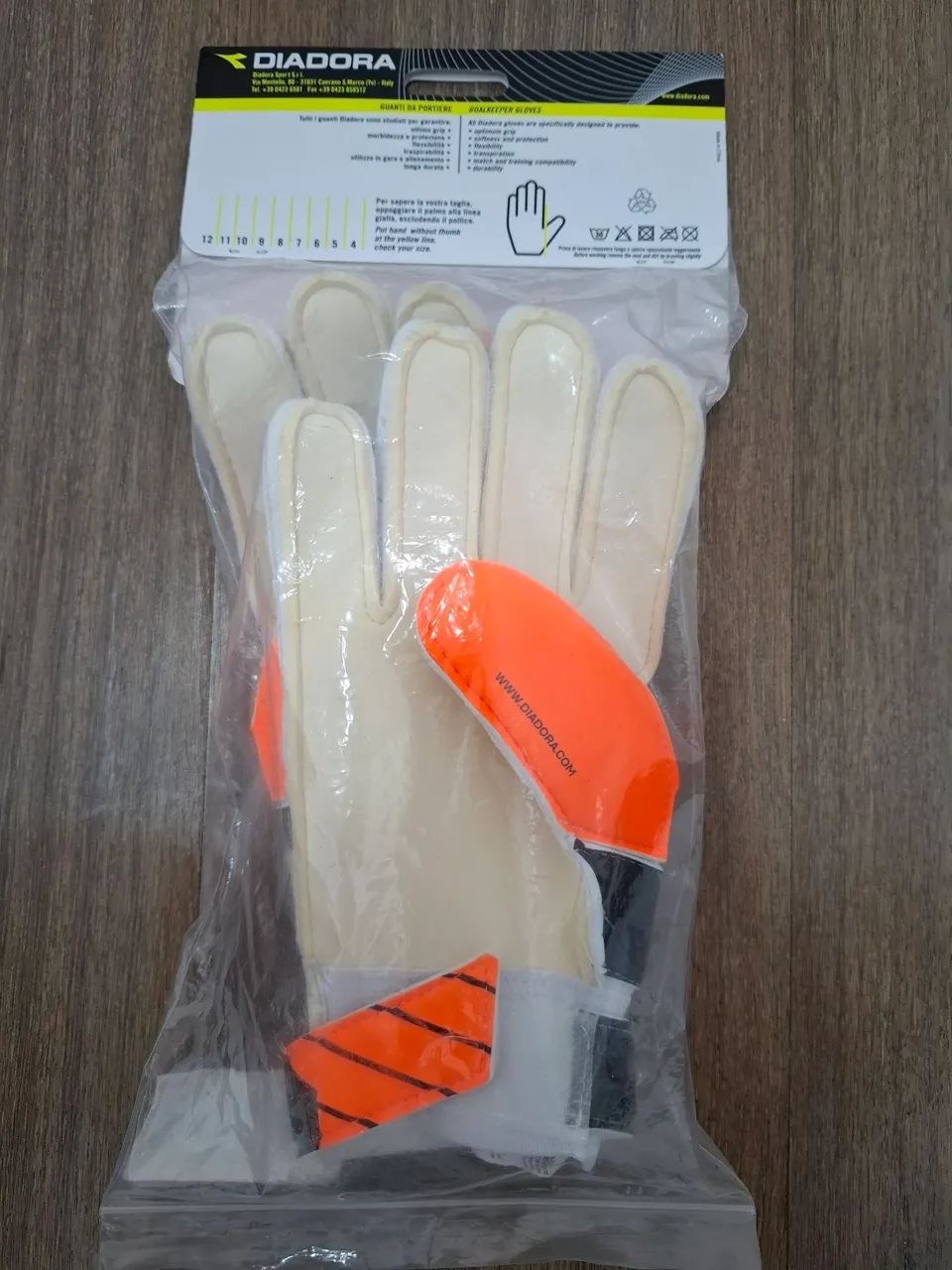 Luvas de Goleiro Diadora Squadra - Foto 2