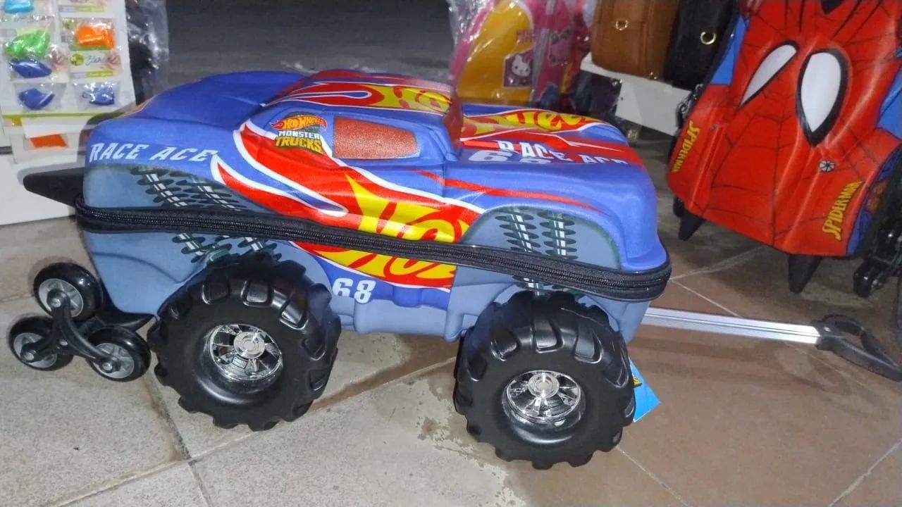 Mala de Viagem Infantil Batman - Rodinhas - Preta - Foto 3