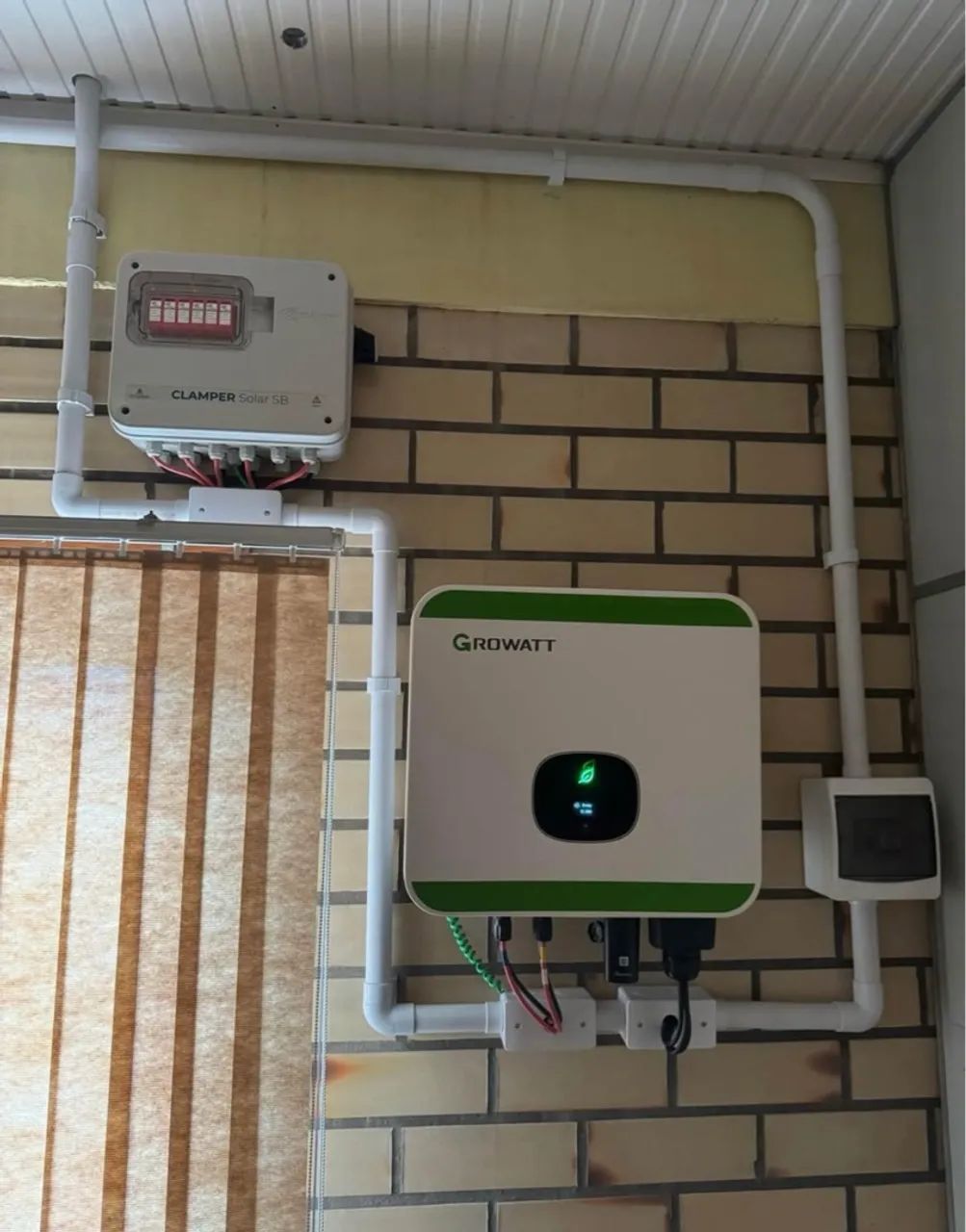 SISTEMA SOLAR FUNCIONANDO NO LOCAL