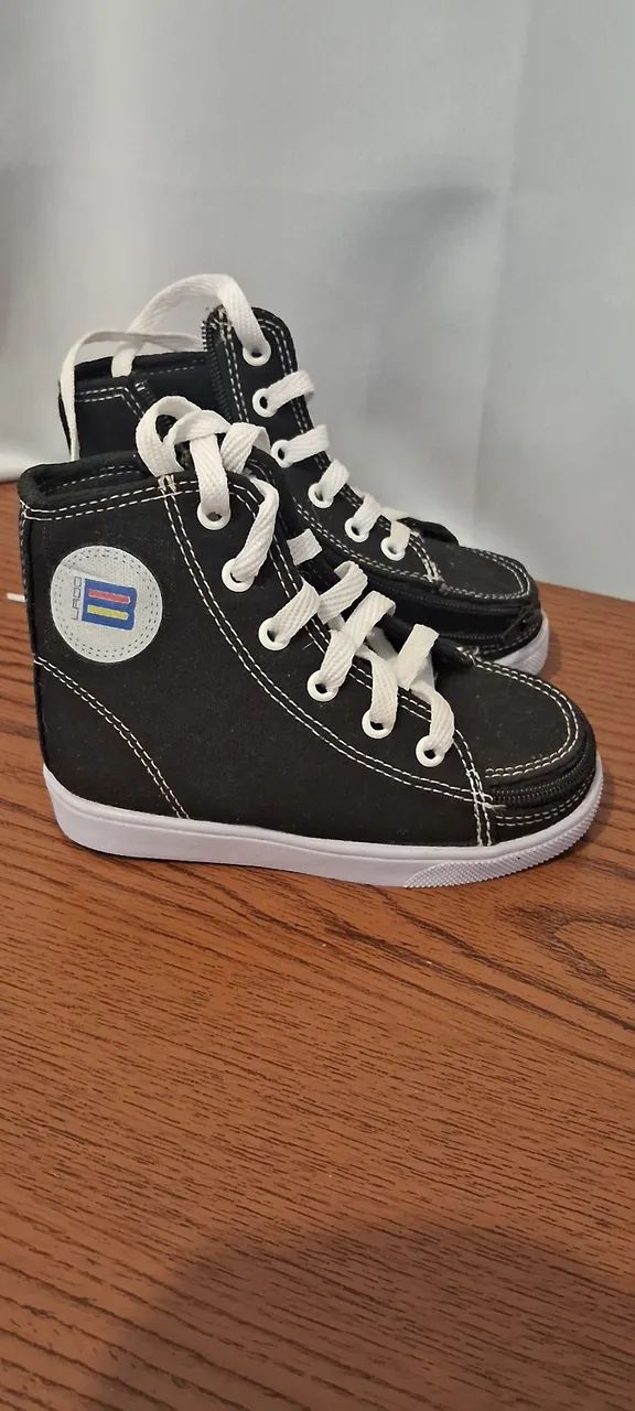 Tenis infantil para uso com ortese em perfeito estado  - Foto 2