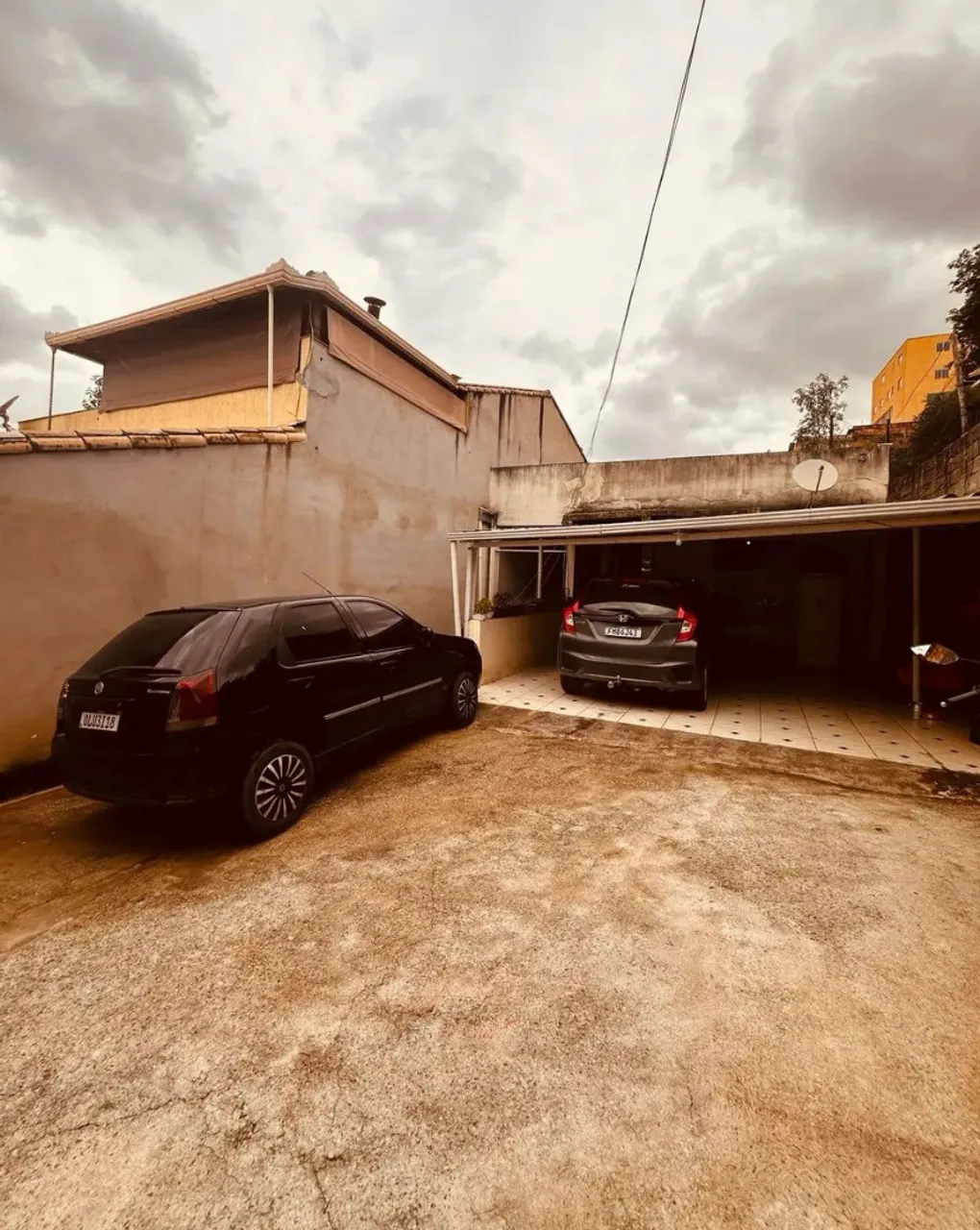 LM- VENDO CASA NA SERRARIA