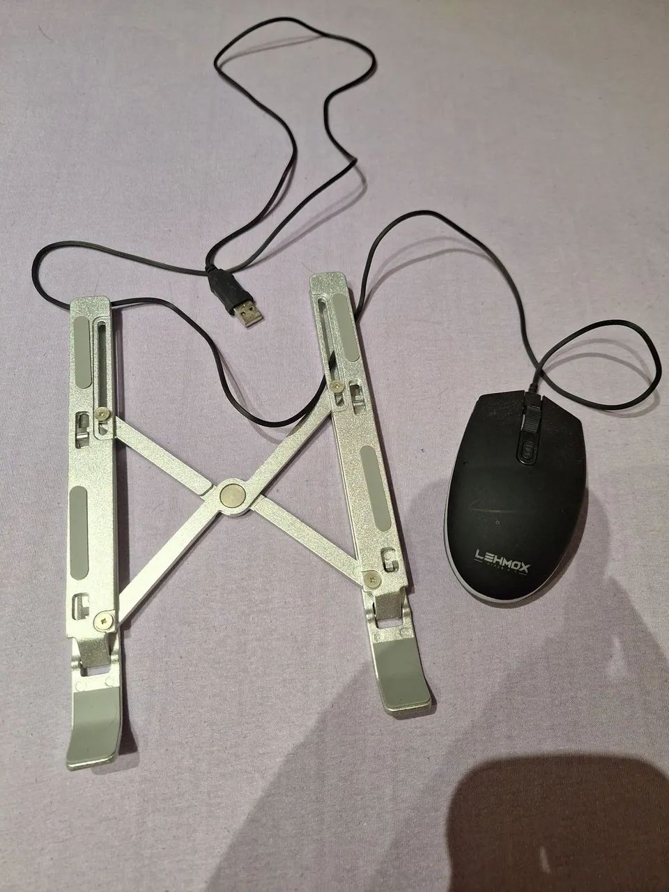 Mouse e suporte de notebook