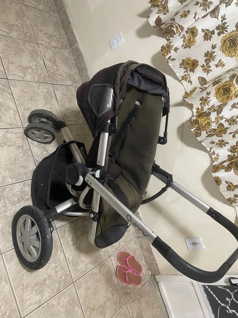 Carrinho de Bebê Quinny