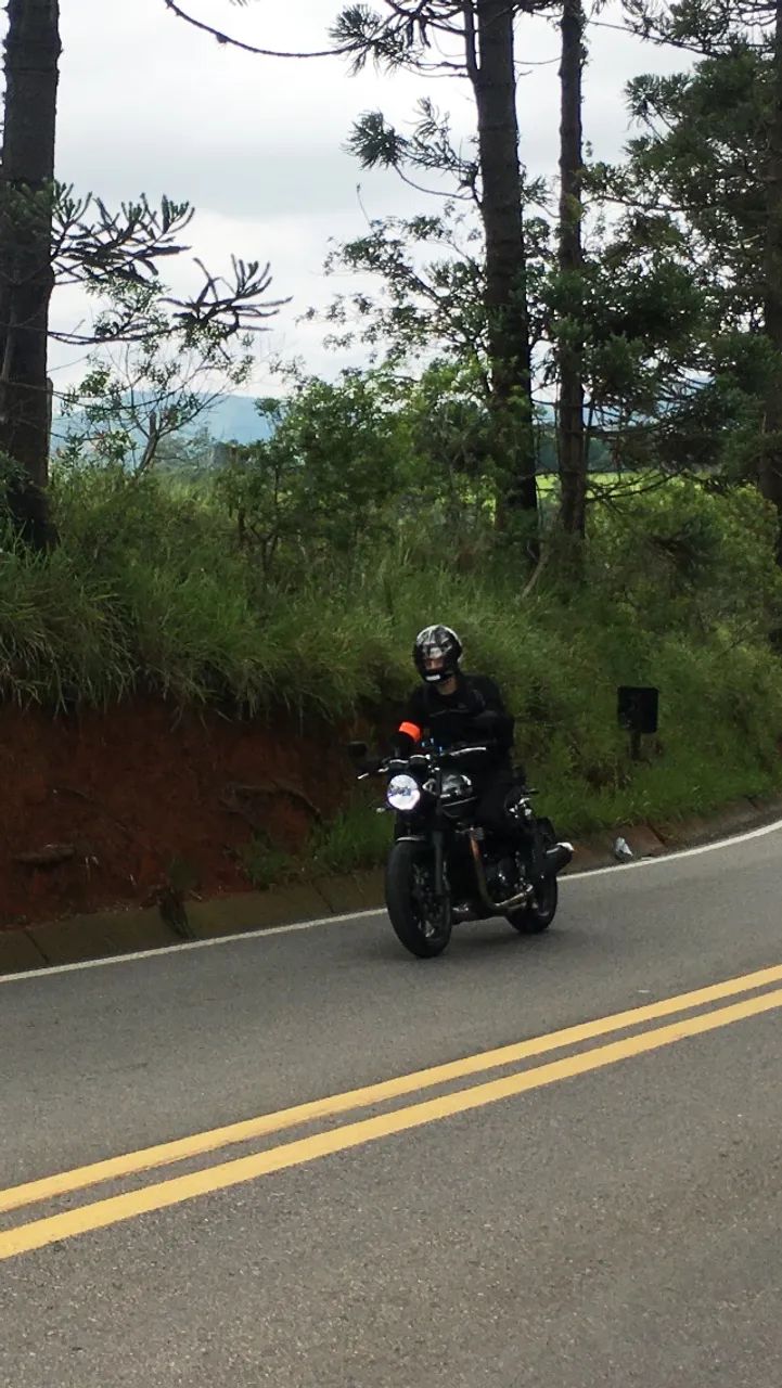 Speed Twin 2020 - Foto 4