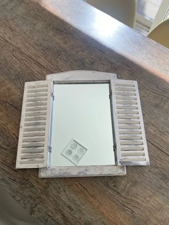 Espelho de madeira vintage retrô decoração  - Foto 5