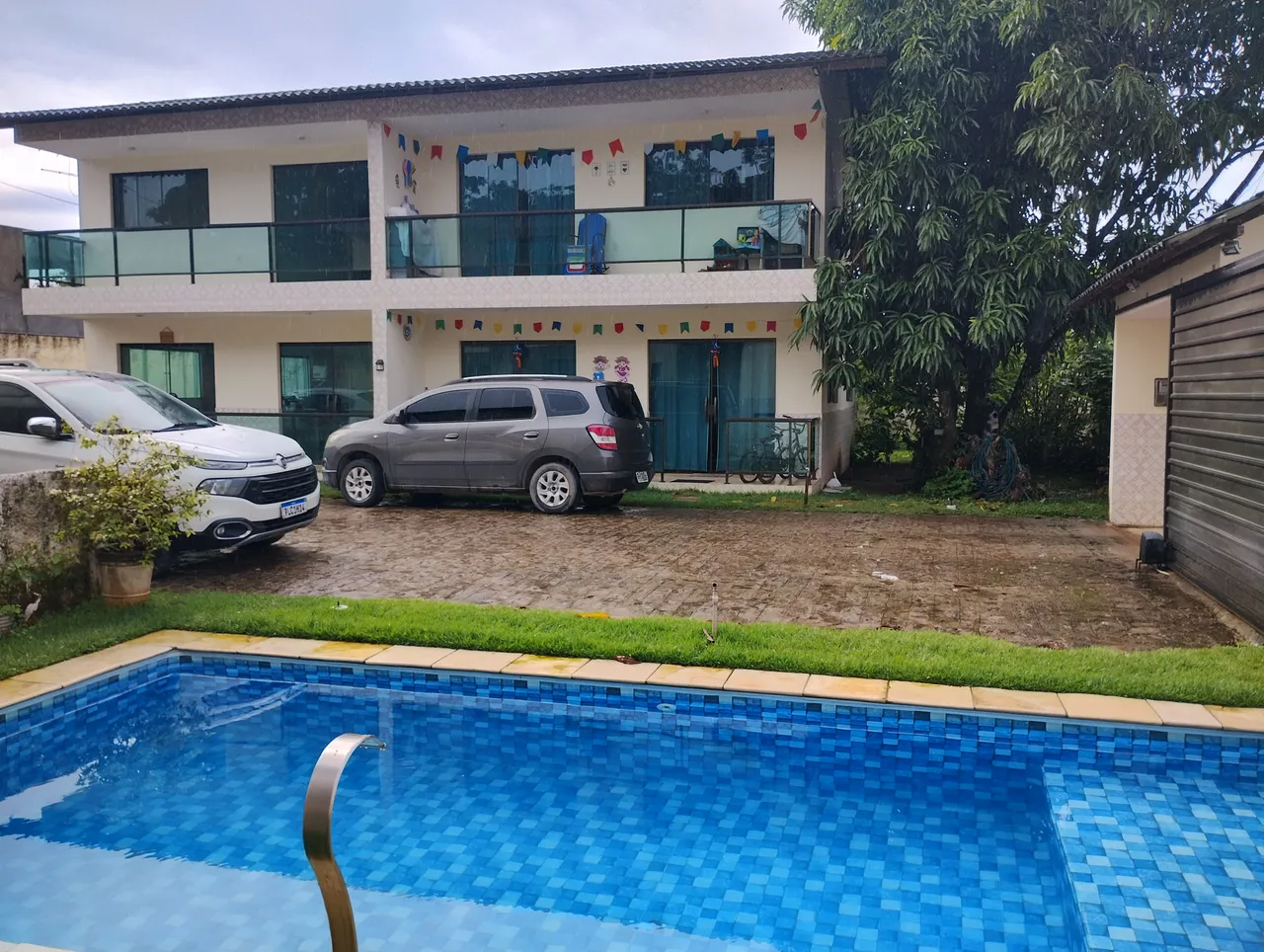 casa duplex charmosa, estilo sobrado!!!