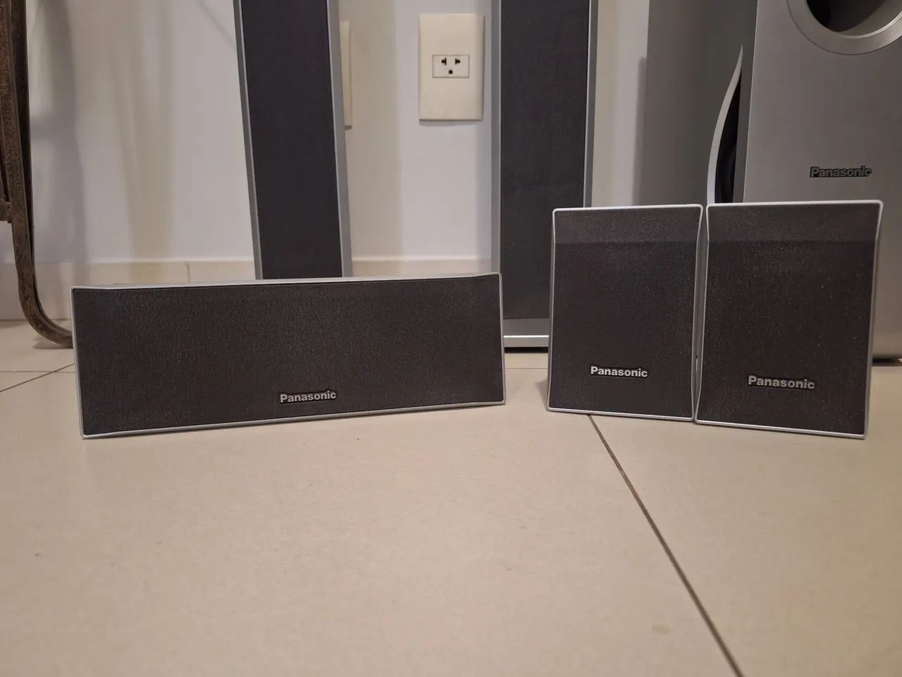 panasonic dvd home theater sound system sa ht740 - Foto 4