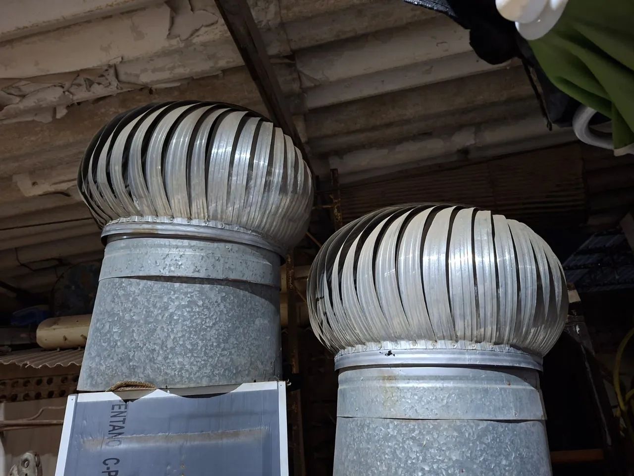  02 turbina é ó Eólica para o telhado. - Foto 2