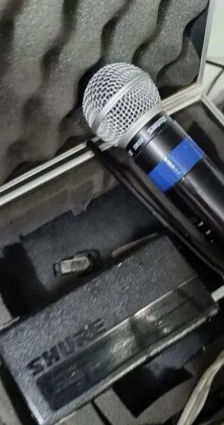 Microfone Shure profissional 