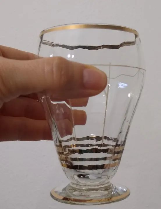 4 Copos Antigos Anos 50 Com Pés Vidro Borda Ouro Suco - Foto 4