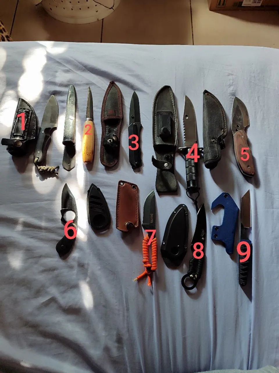 Facas de acampamento , preços na descrição 