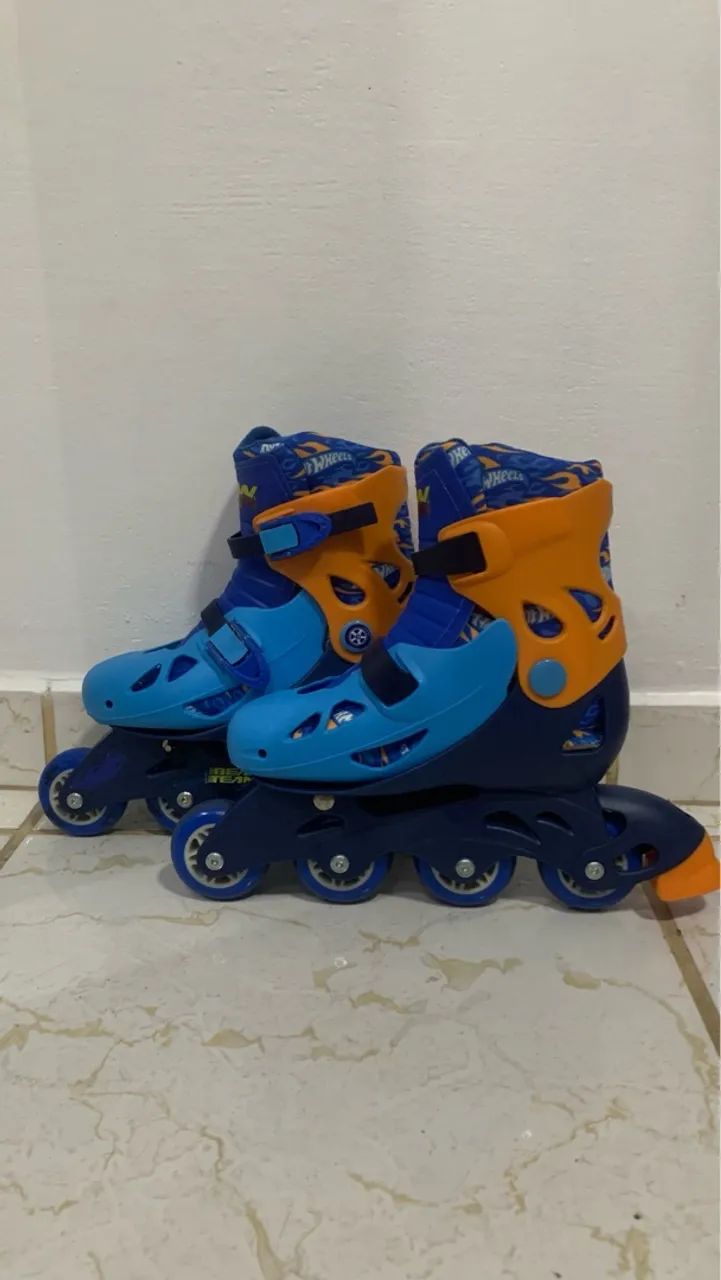 Patins Hot Wheels ajustável 