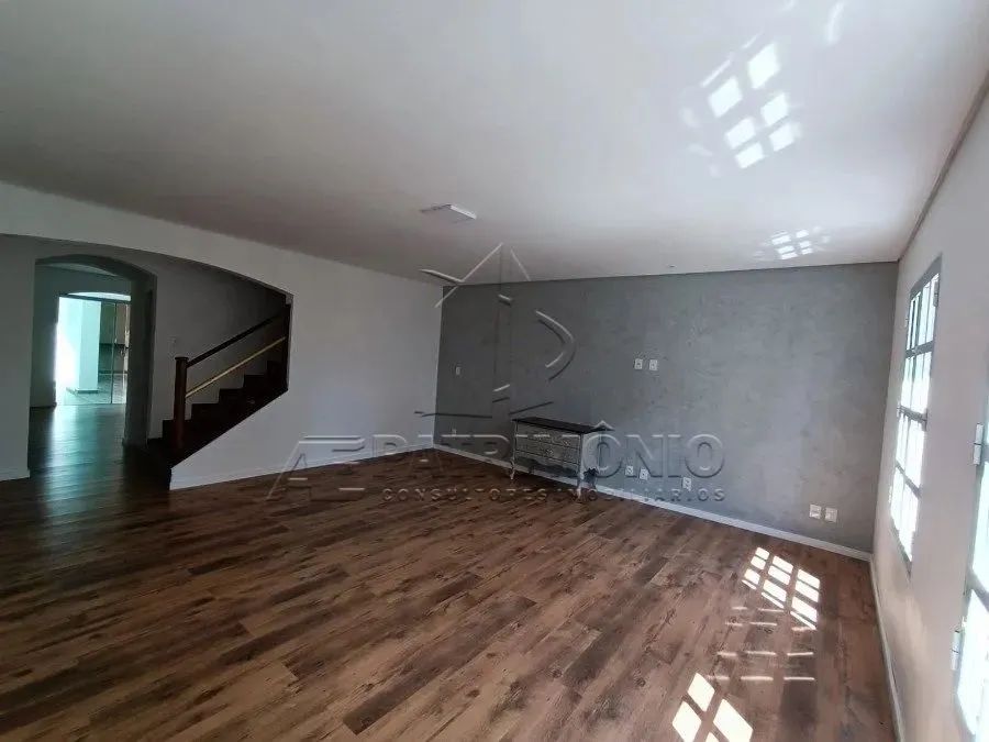 CASA ASSOBRADADA JARDINI COM 7 QUARTOS - Foto 4