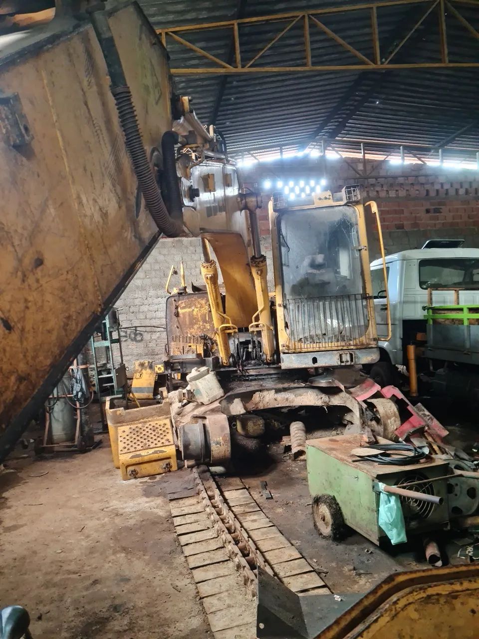 Peças para escavadeira sdlg 6150 - Foto 6