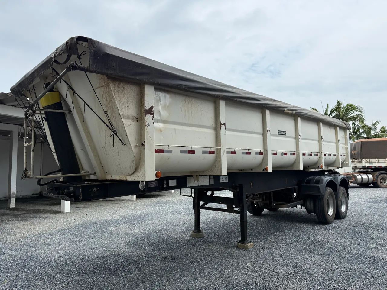 Caçamba 2 eixos - Librelato  - Foto 2