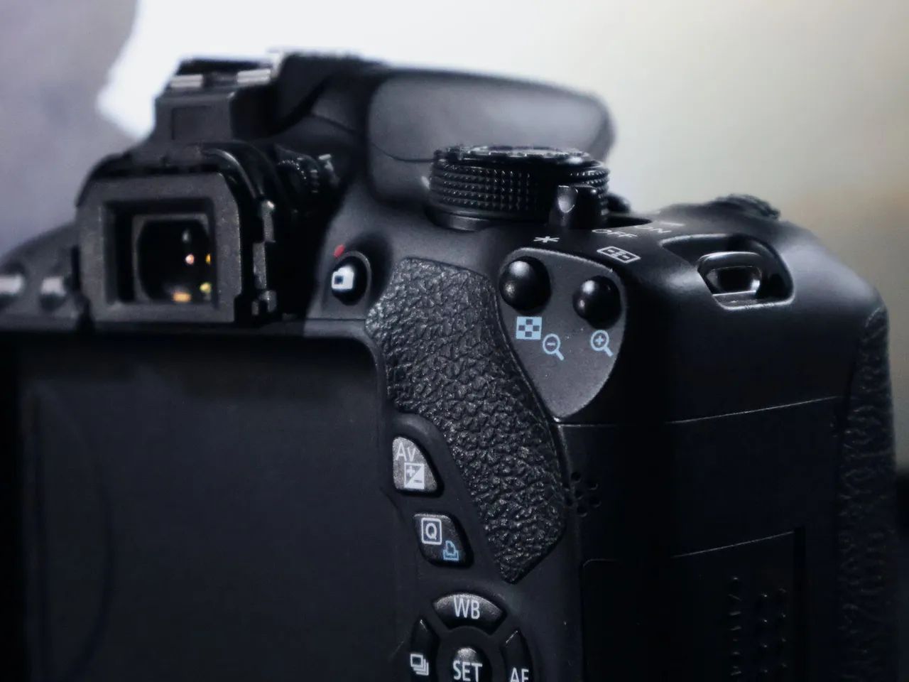 Canon T5i + Lente Canon 75-300mm - Ótimo custo benefício | NEGOCIÁVEL  - Foto 6