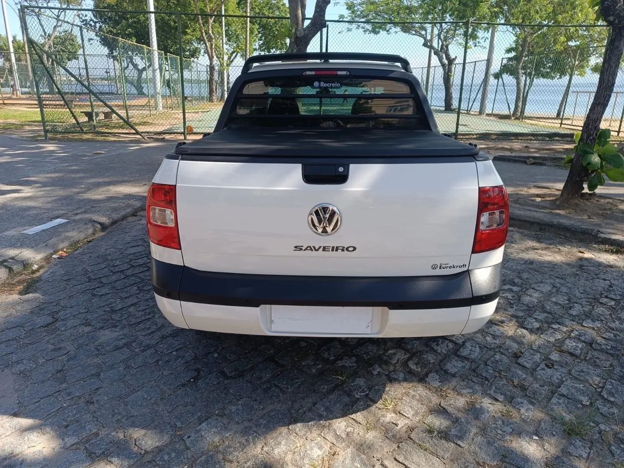 Volkswagen Saveiro Trendline 1.6 Cabine Dupla 2016 - Foto 2