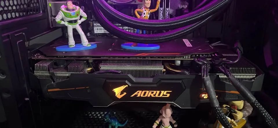 Rx 580 radeom aorus - Foto 2