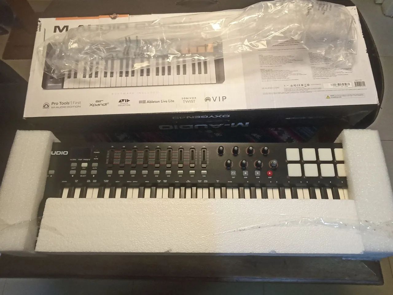 OPORTUNIDADE Teclado M-AUDIO ! NA CAIXA ! NOVO ! OPORTUNIDADE! - Foto 2