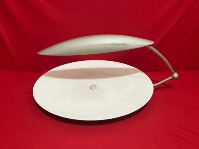 Luminária/Lustre de Metal com Luz Indireta 