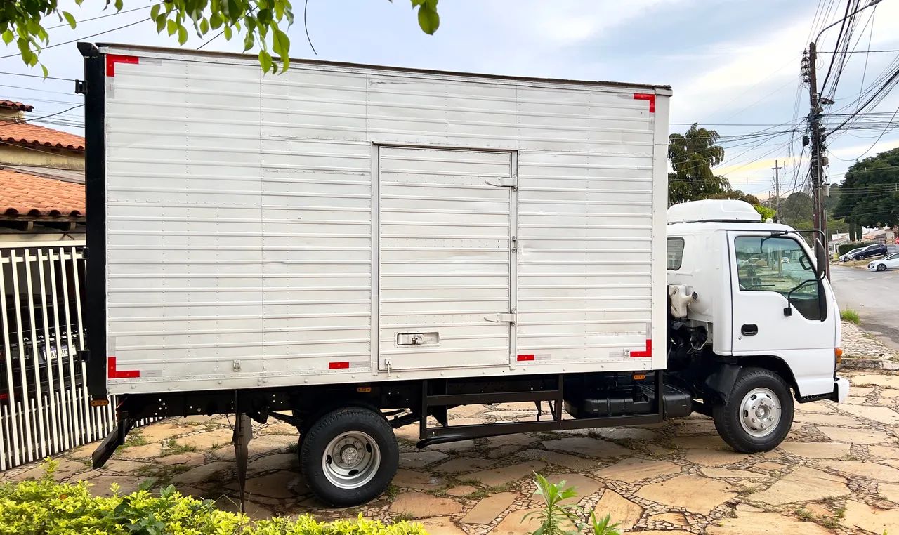 GMC 7110 - Caminhão báu 3/4 - 7 Ton com motor cummins do ford 815 150cv - Foto 9