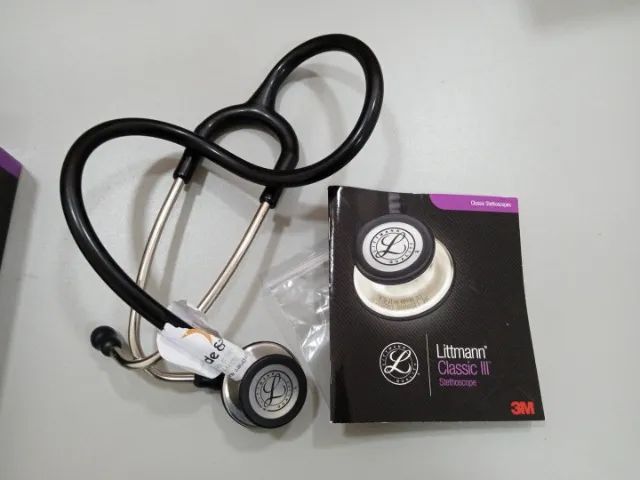 Estetoscópio Littmann Classic III em Aço Preto 33 cm x 16 cm x 4 cm - Foto 3