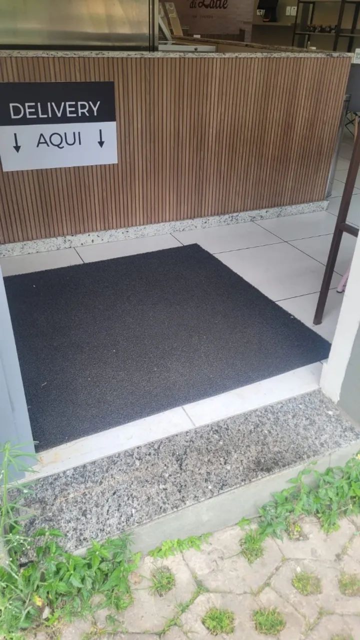 242x93x20 cm Enclosure Panel with Internal Structure Made of 15 mm MDF and External Finish in Brise