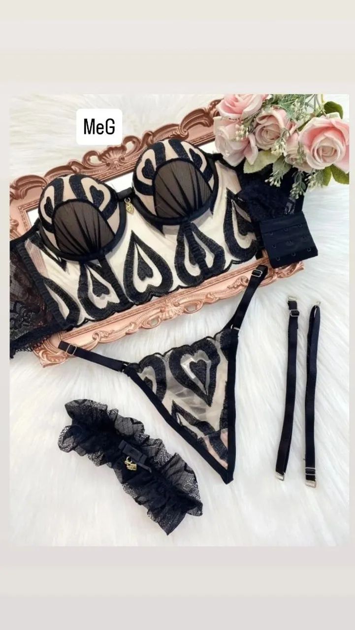 Conjunto de lingerie com detalhes de coração - Foto 4