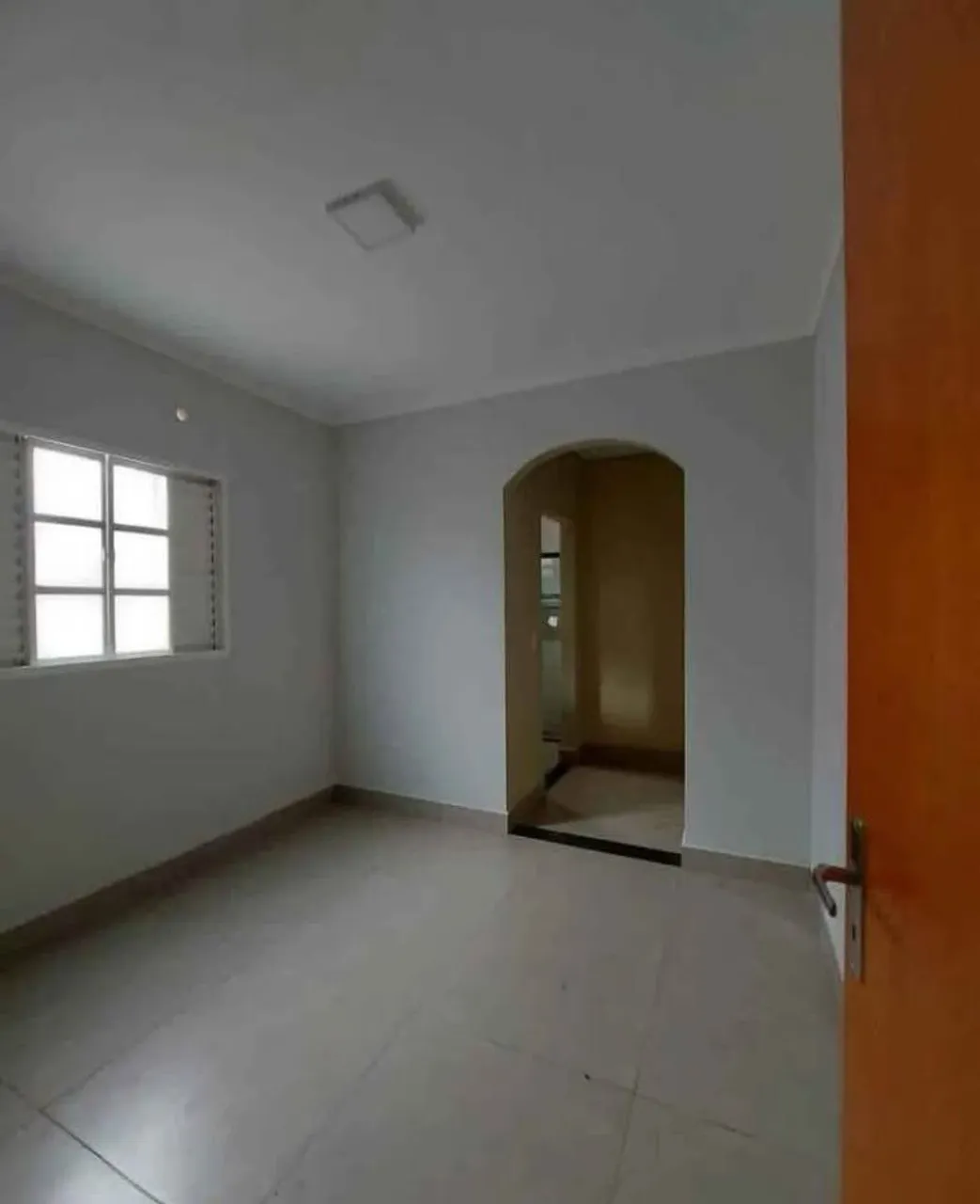Casa bem localizada